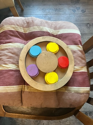 Gehirntraining für Hunde - Leckerlie Spielzeug Bild 2