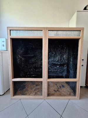 120x60x120 Terrarium mit 3D-Rückwand & Epoxy Versiegelung Bild 6