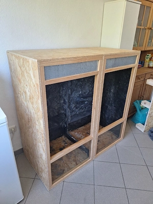 120x60x120 Terrarium mit 3D-Rückwand & Epoxy Versiegelung Bild 2