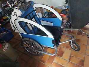 Fahrradanhänger und Wagen