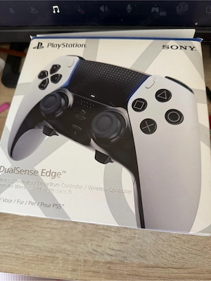 PS5 DualSense Edge Controller zu verkaufen 