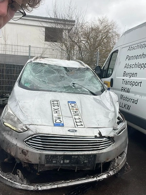 Paravan Ladeboy S2 Rollstuhllift für PKW