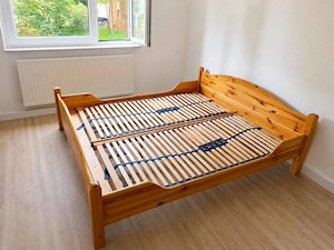 Massivholz Doppelbett mit 2 Lattenrosten, Liegefläche ca.180x190