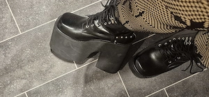 Suche Online Zahlsklave