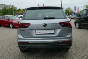 Volkswagen Tiguan Allspace 1.5 TSI Life LED Navi ACC AHK Bild 4