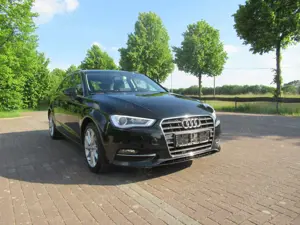 Audi A3 Ambition 1,4 TSI DSG Navi PDC SHZ Xenon Klimaautom