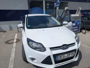 Ford Focus 1.0 EcoBoost Start-Stopp-System Champions Edition