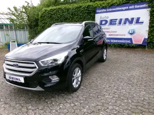 Ford Kuga Titanium / Allrad / AHK schwenkbar