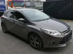 Ford Focus 1.6 TDCI Klima Einparkhilfe Parkassistent Sitzhei Bild 2