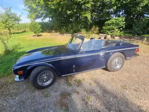 Triumph TR6 Cabrio Bild 2