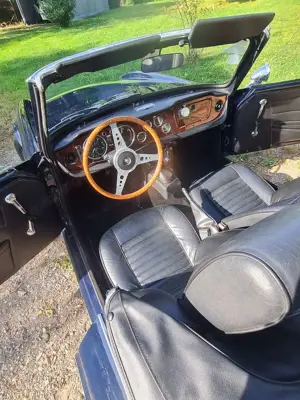 Triumph TR6 Cabrio Bild 4