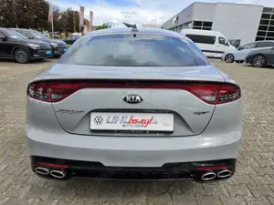 Kia Stinger 3.3 V6 T-GDI 4WD GT Navi Head-up LED Bild 4