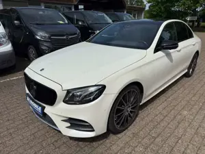 Mercedes-Benz E 350 E350d AMG-Line Panorama Burmester LED Widescreen
