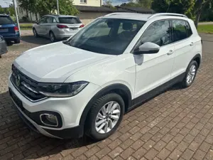 Volkswagen T-Cross 1.0TSI Style AHK Navi Alu PDC Klima AppConnect