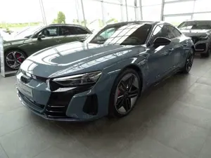 Audi e-tron GT 350 quattro / Audi exclusive