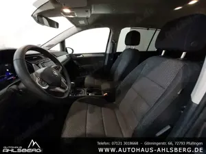 Volkswagen Touran COMFORT/ DIG.C/IQ/STHZ/TRAILER.A/DYNAUDIO/ACC/AHK Bild 5
