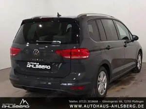 Volkswagen Touran COMFORT/ DIG.C/IQ/STHZ/TRAILER.A/DYNAUDIO/ACC/AHK Bild 3