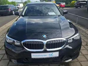 BMW 320 320i Lim Aut/Advantage/LC+/DA/PDC/SZH