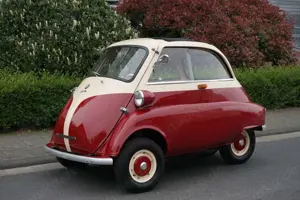 Oldtimer BMW Isetta Motocoupé