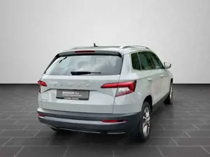 Skoda Karoq 1.5 TSI ACT Clever Navi, RFK, Smart Link, Bild 2
