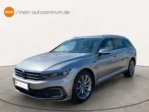 Volkswagen Passat Variant GTE R Line PANO KAM AHK ACC LED