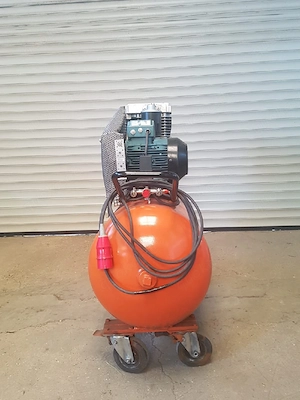 Werkstatt Kompressor 250 Liter  Bild 5