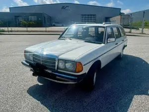 Mercedes-Benz E 230 W123 230 TE