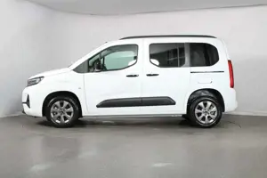 Opel Combo Life N1 Edition AHK|RFK|Matrix|Navi|Car...