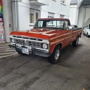 Ford F-150 Explorer