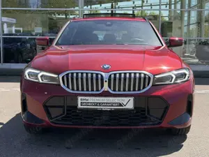 BMW 330 e Tour.M Sport SurView HUD PanoD.Har/Kar.AHK Bild 4