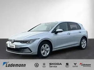 Volkswagen Golf VIII 2.0 TDI DSG LED+NAVI+KAMERA+ACC+SITZH+