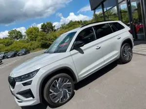 Skoda Kodiaq RS 4x4 eAHK 20" Kamera Columbus DCC Lane