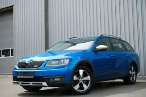 Skoda Octavia 2.0 TDI Scout 4x4 Aut./AHK/Carplay/Schec