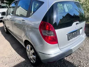 Mercedes-Benz A 180 A 180 Autotronic Elegance Bild 5