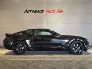 Chevrolet Camaro 6.2 V8°Bose°HUD°Ambiente°DAB°RFK°TWA°Shzg Bild 3
