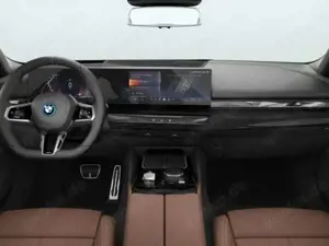 BMW 550 e T.xDr.M Sport Pro ACC 360°Pano.Sitzbel.AHK Bild 4