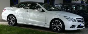 Mercedes-Benz E 350 E-Klasse Cabrio Diesel CDI DPF Cabrio BlueEFFICIENCY 7G-TRONIC Elegance