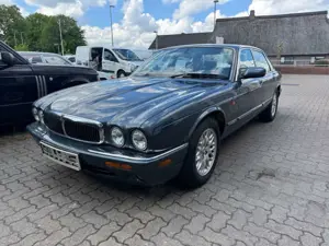 Jaguar XJ Executive 3.2