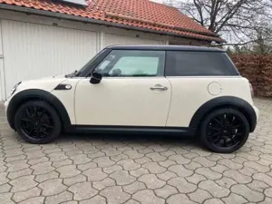 MINI Cooper Ausstattungslinie Chili Bild 2
