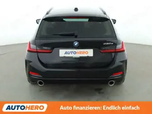 BMW 330 330e Aut.*HEAD-UP*NAVI*LED*CAM*TEMPO*SHZ*PDC* Bild 3
