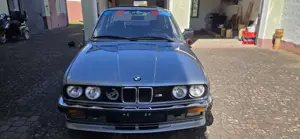 BMW 325 325i