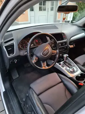 Audi Q5 2.0 TDI quattro (clean diesel) S tronic