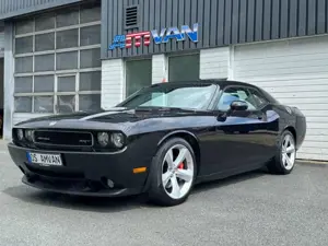 Dodge Challenger 6.1 SRT8 Navi/SD/Leder Zweite Hand