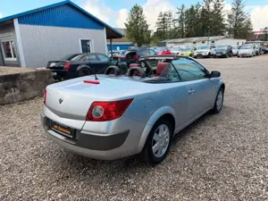Renault Megane II Coupe / Cabrio Dynamique Bild 5