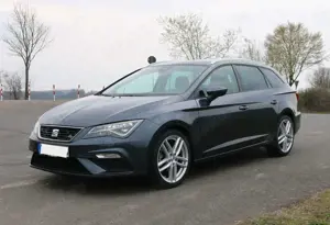 SEAT Leon Leon ST 1.5 TSI ACT FR Sportstourer 8-fach bereift