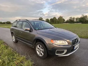 Volvo XC70 Momentum AWD TÜV NEU