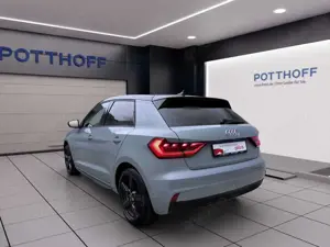 Audi A1 25 TFSI LED PDC KLIMA SITZHZG Bild 2