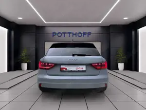Audi A1 25 TFSI LED PDC KLIMA SITZHZG Bild 3