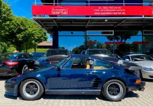 Porsche 930