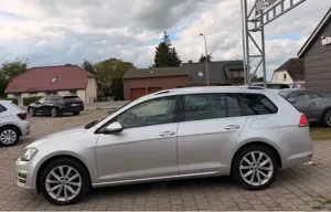 Volkswagen Golf VII Variant Highline BMT *KAMERA*NAVI*LEDER Bild 5